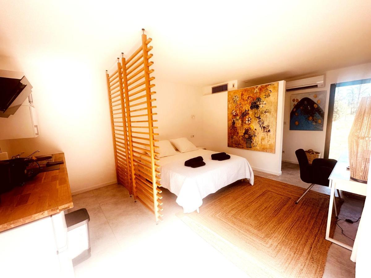 Les Madones Daire Nîmes Dış mekan fotoğraf