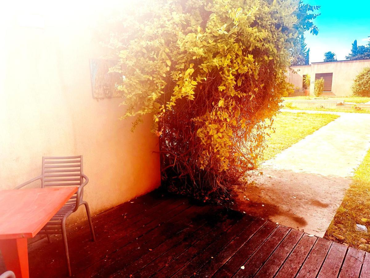 Les Madones Daire Nîmes Dış mekan fotoğraf